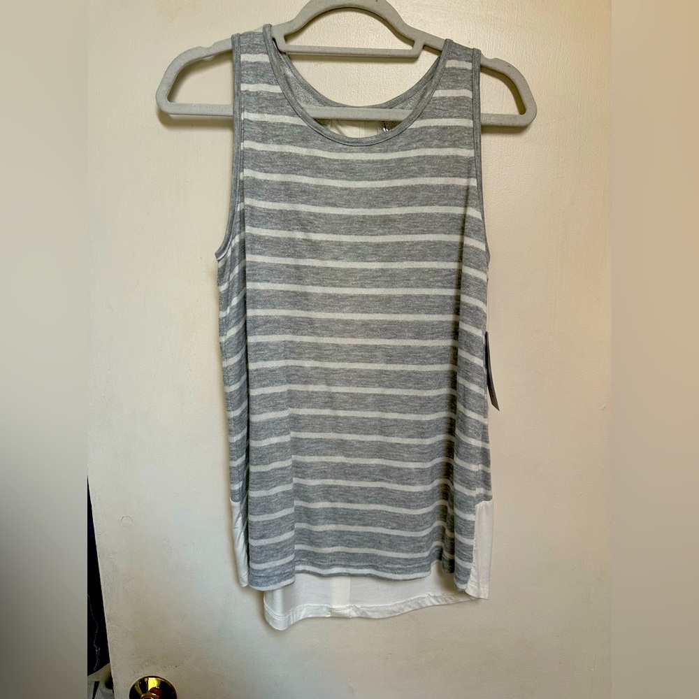 NWT Pink Clover Tacita Back Detail Knit Top